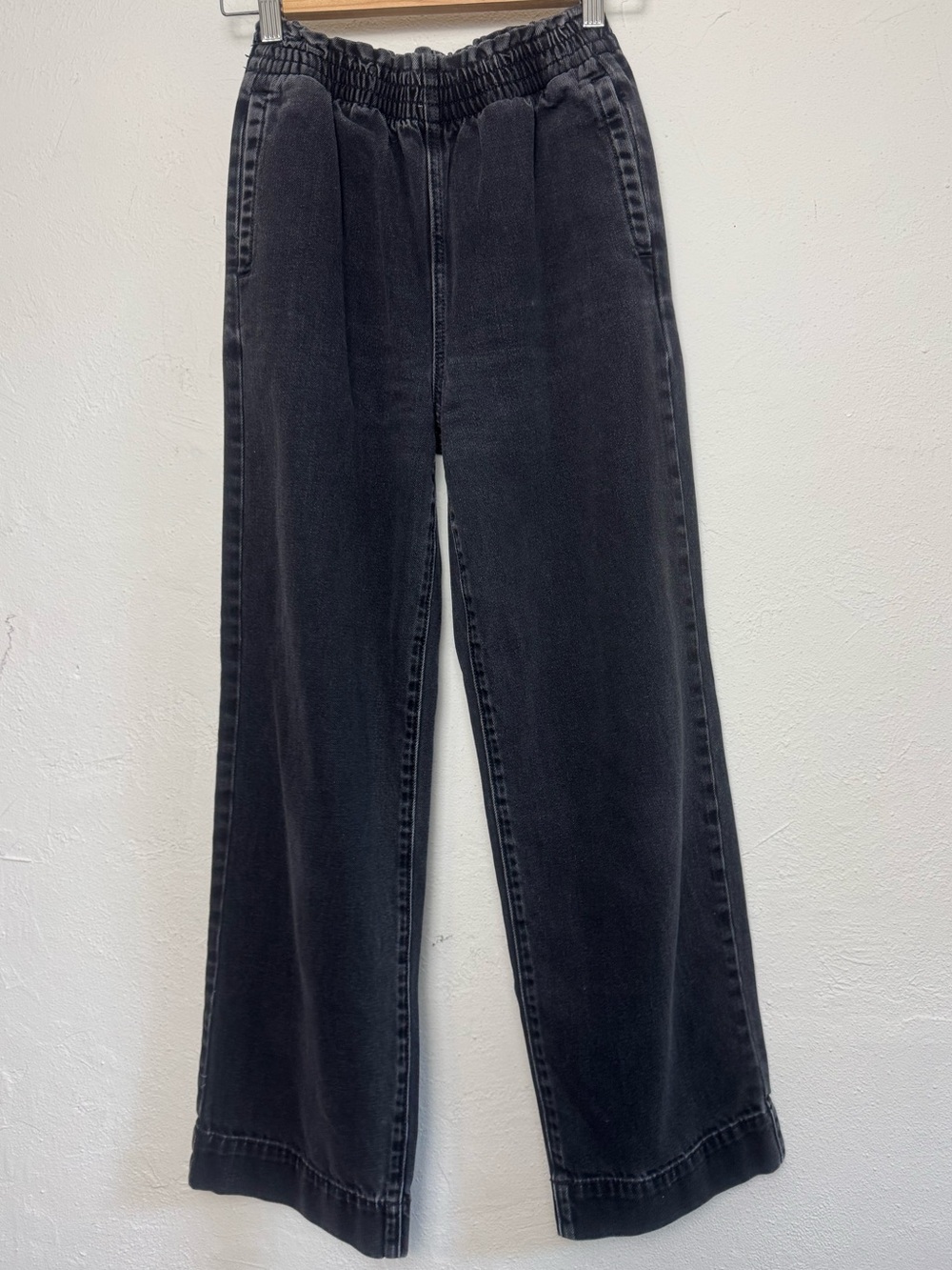 American Eagle Wide Leg Elastic High Rise Waistband Black Denim
